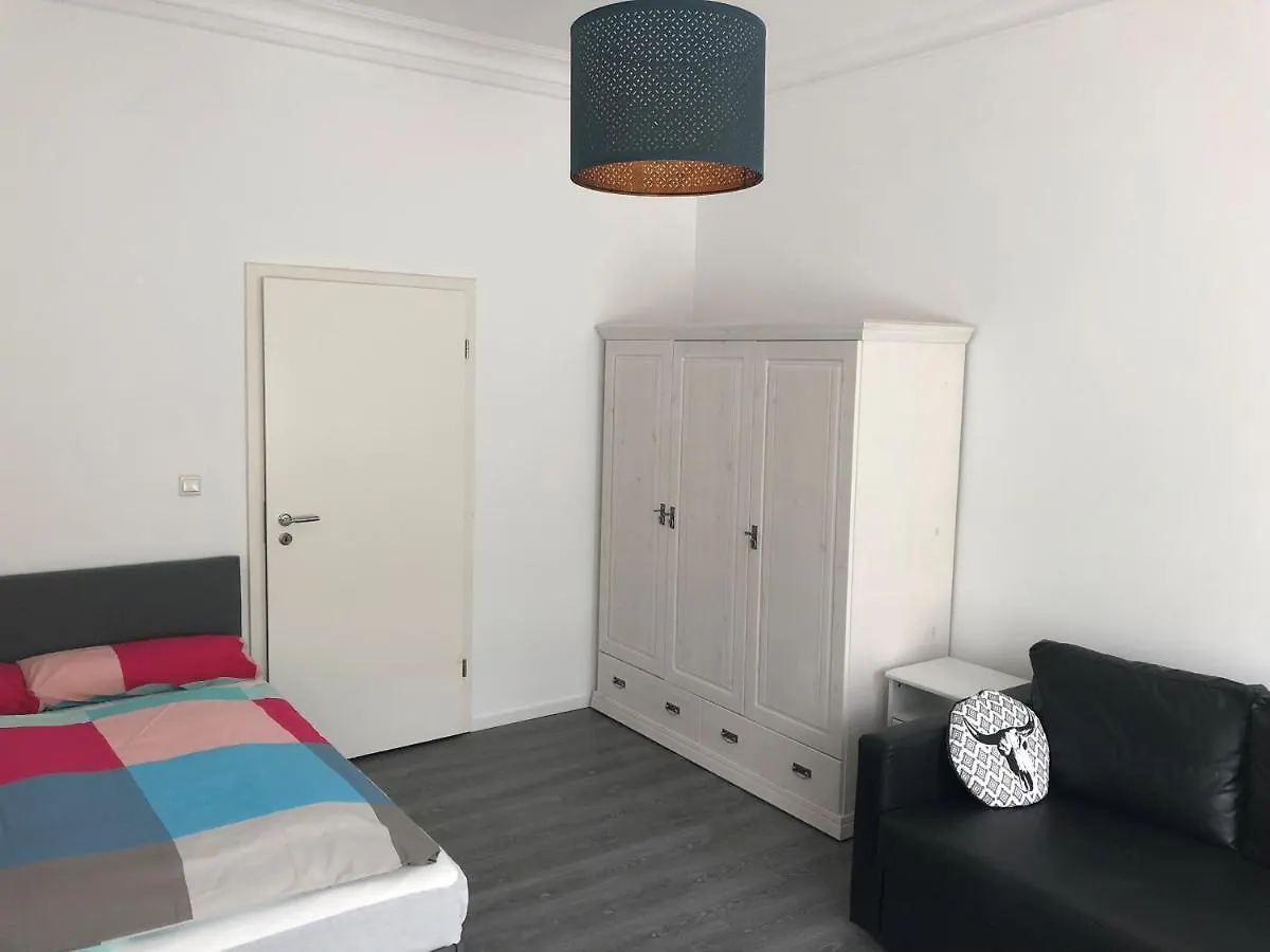 Apartment Dusseldorf Benderstrasse